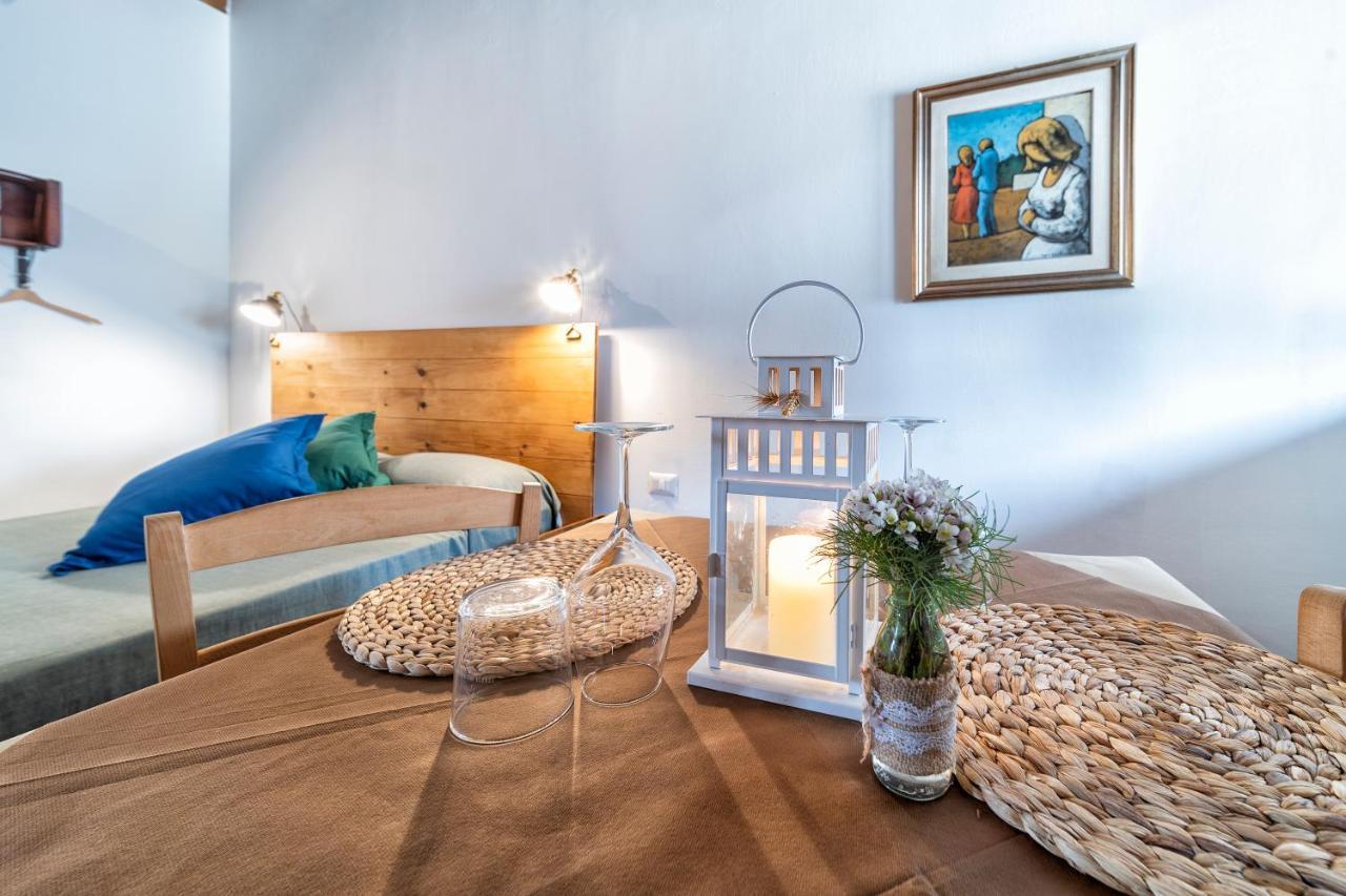 אקואוויווה דלה פונטי Agriturismo Tenuta Del Grillaio מראה חיצוני תמונה