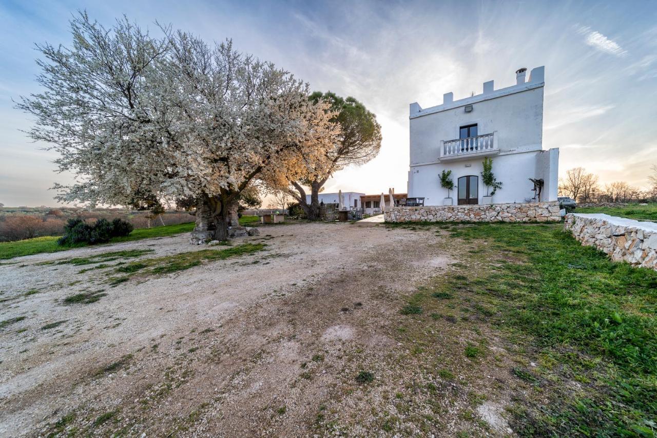 אקואוויווה דלה פונטי Agriturismo Tenuta Del Grillaio מראה חיצוני תמונה